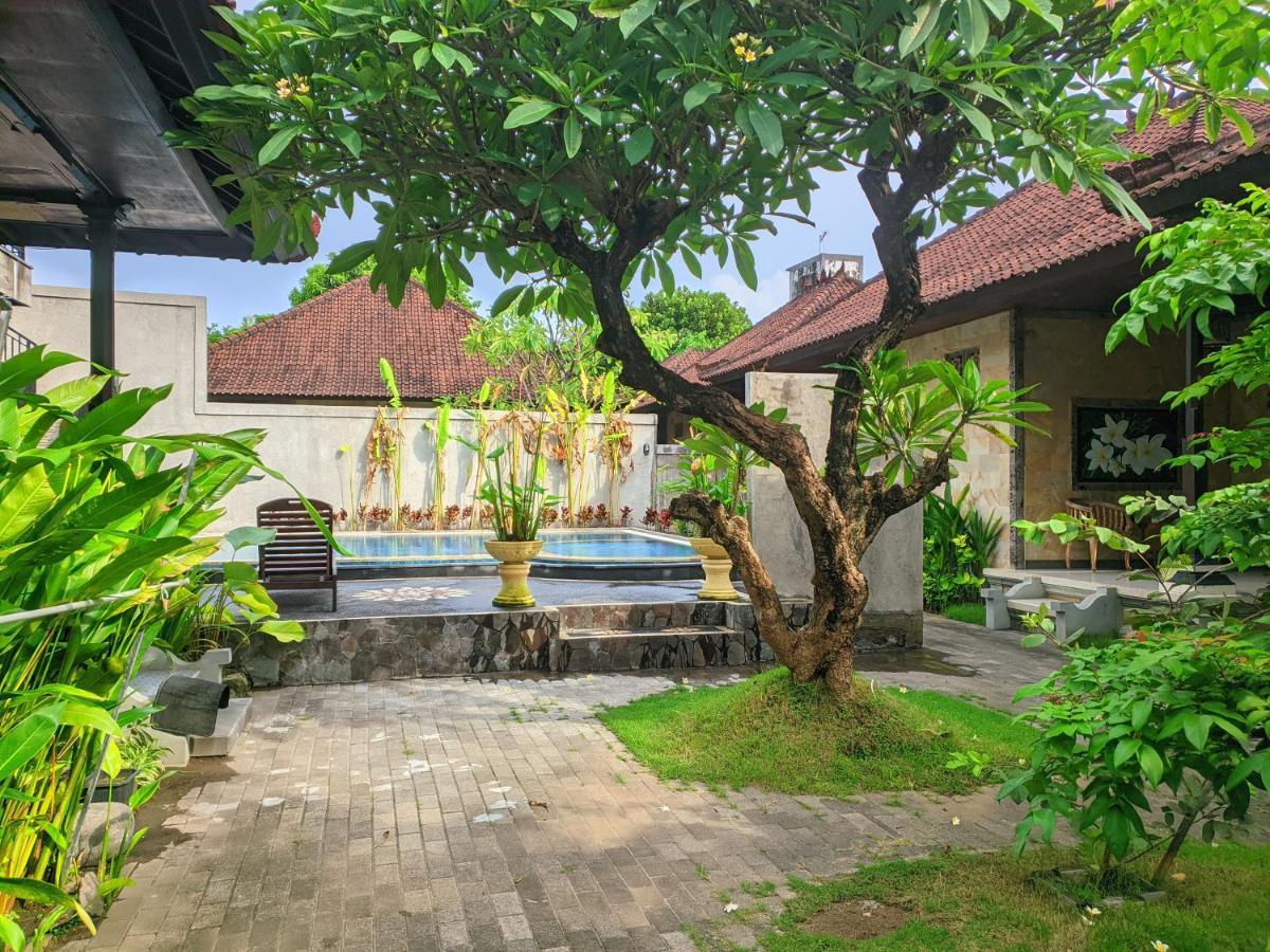 Taman Sari Cottages Kuta Lombok Esterno foto