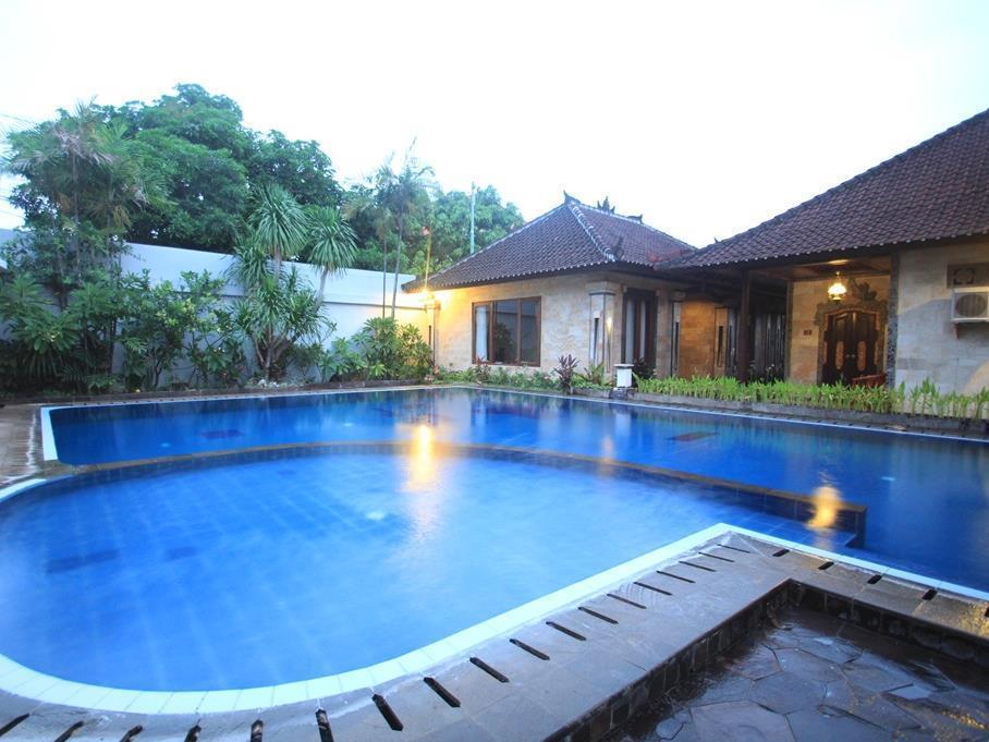 Taman Sari Cottages Kuta Lombok Esterno foto