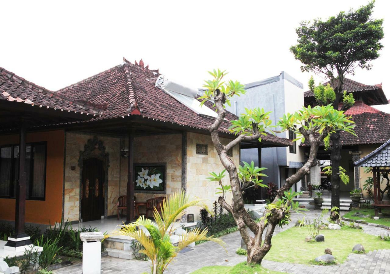 Taman Sari Cottages Kuta Lombok Esterno foto